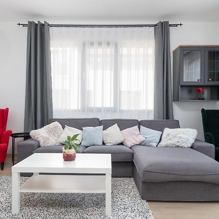 Zola Guest House أرادايا المظهر الخارجي الصورة