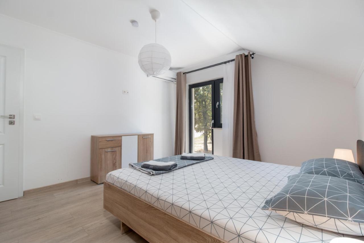 Zola Guest House أرادايا المظهر الخارجي الصورة